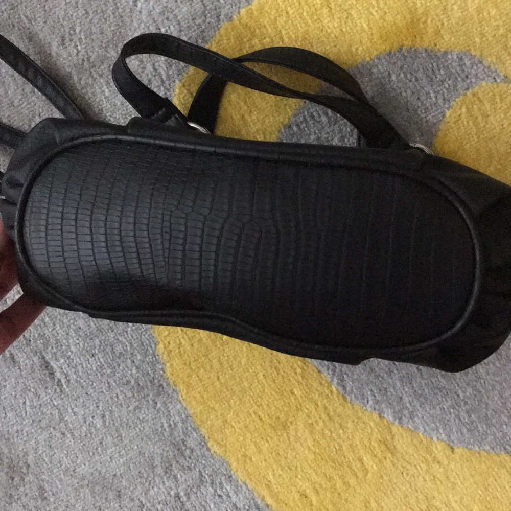 NWOT Versatile Black Bag - Picture 4 of 8